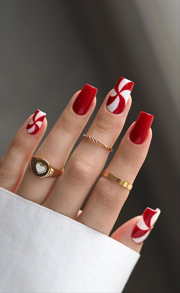 Christmas nails 2022 to rock this Winter