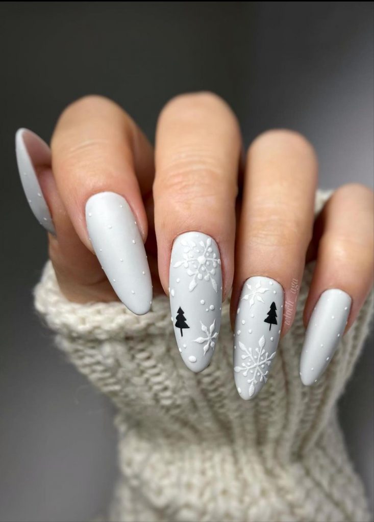 Christmas nails 2022 to rock this Winter