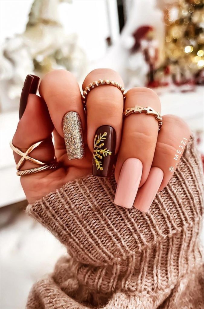 Christmas nails 2022 to rock this Winter