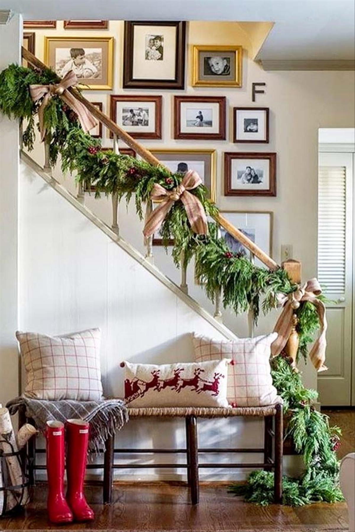 Spectacular Christmas garlands decor ideas