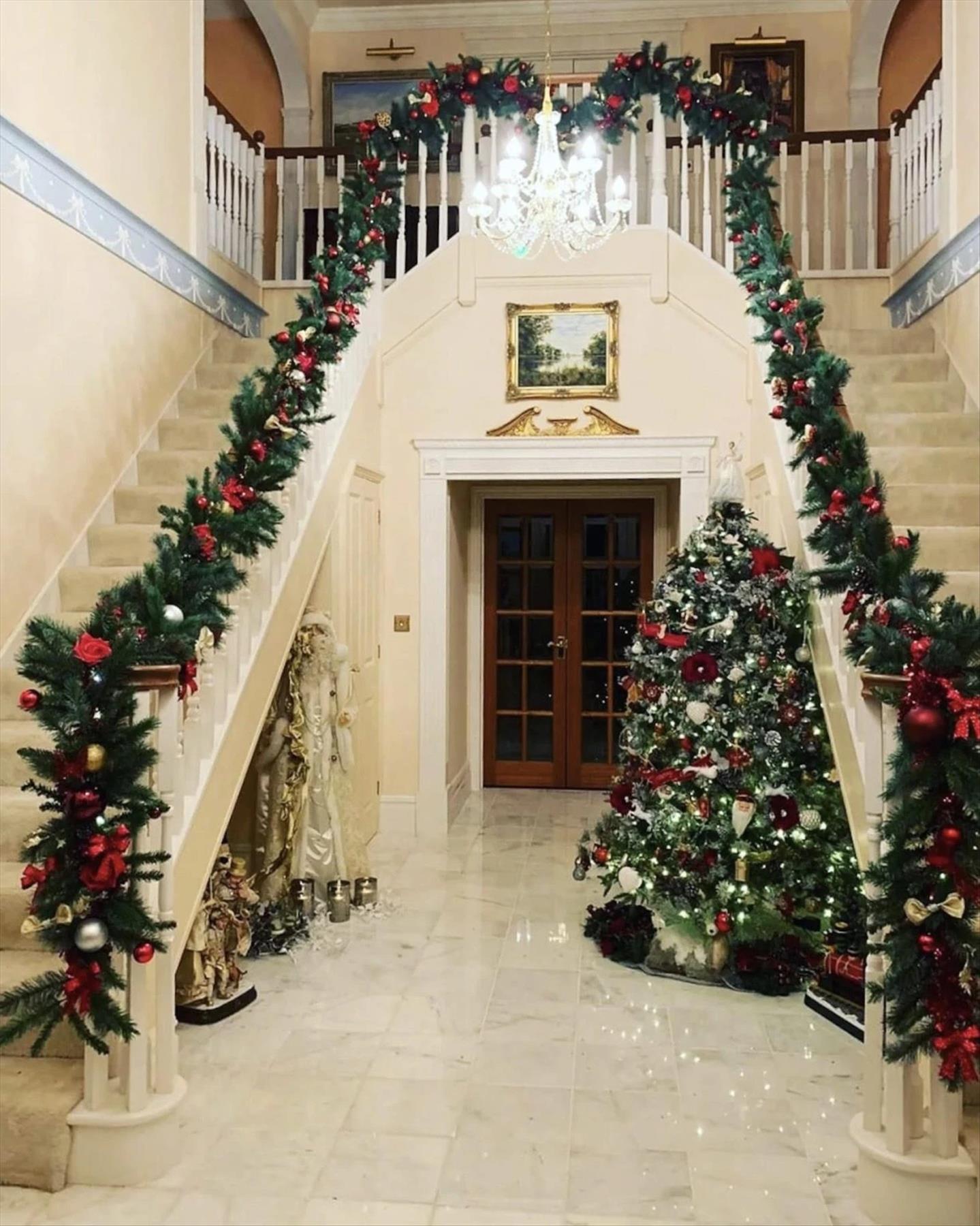 Spectacular Christmas garlands decor ideas