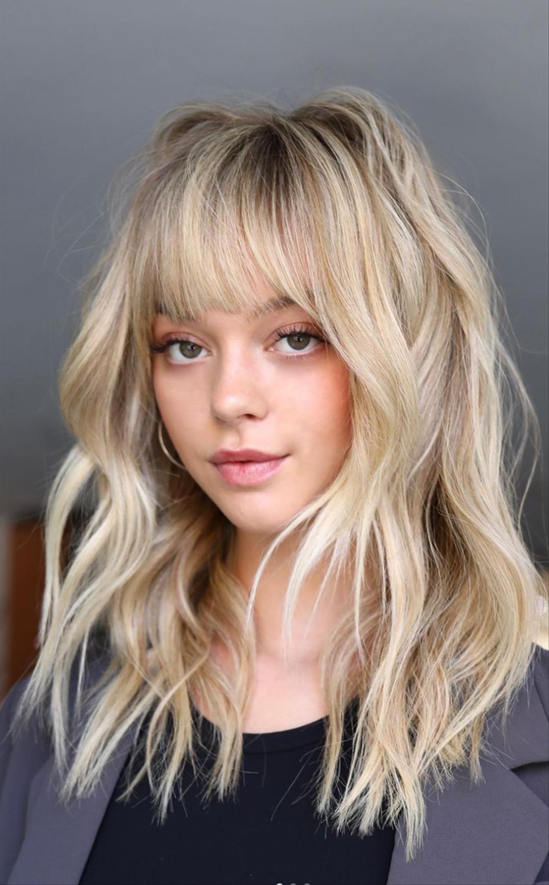 Cool shoulder length haircuts with bangs to try now