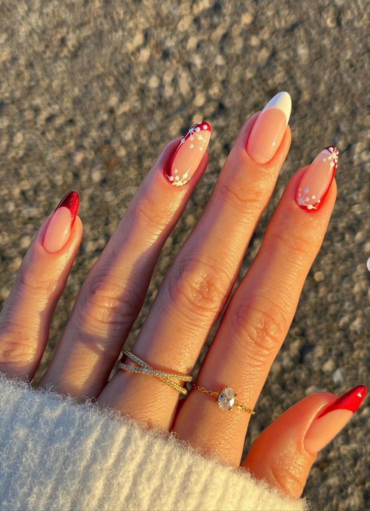 70+ Elegant Christmas nails 2022 trends and inspo to copy