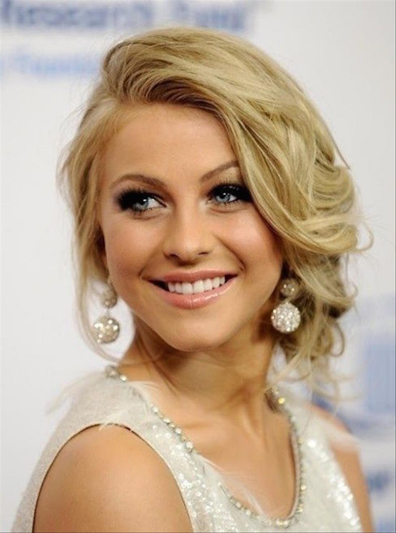 Elegant prom hairstyles for short hair to try in 2023