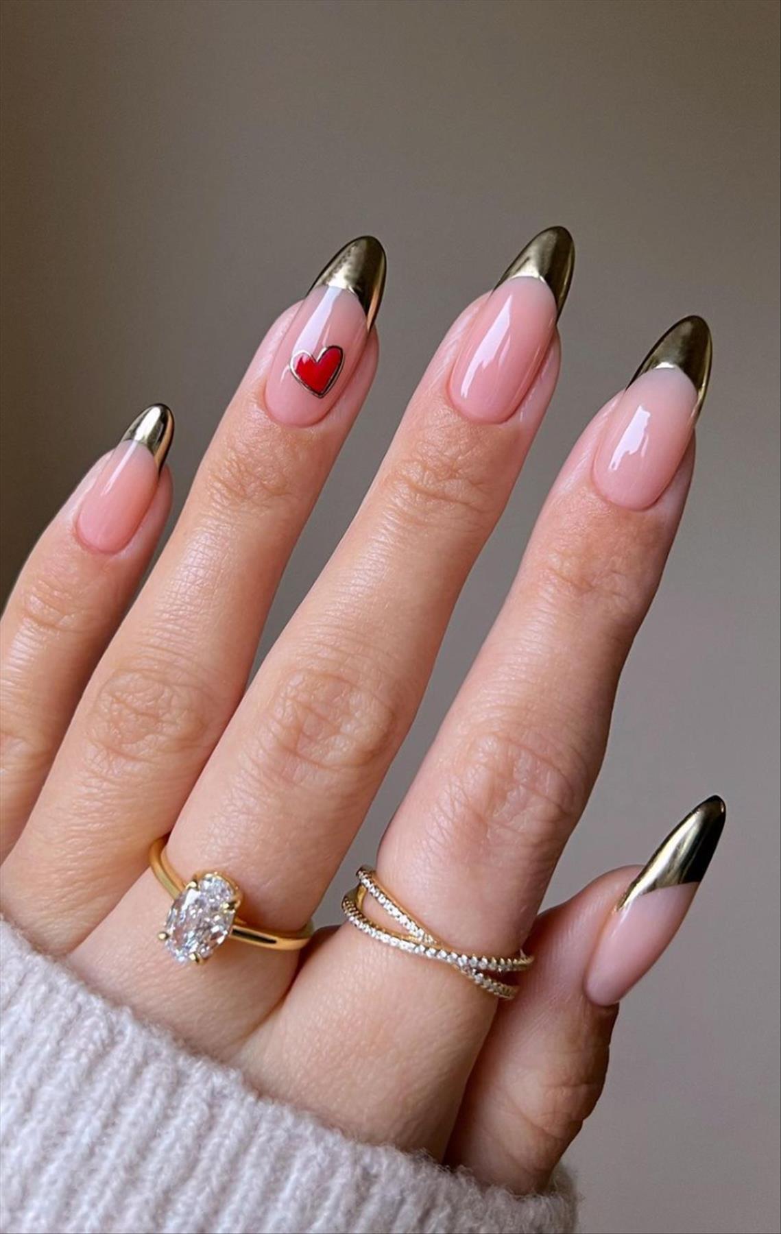 Top 31 heart nails for Valentine's Day nail designs 2023 inspiration