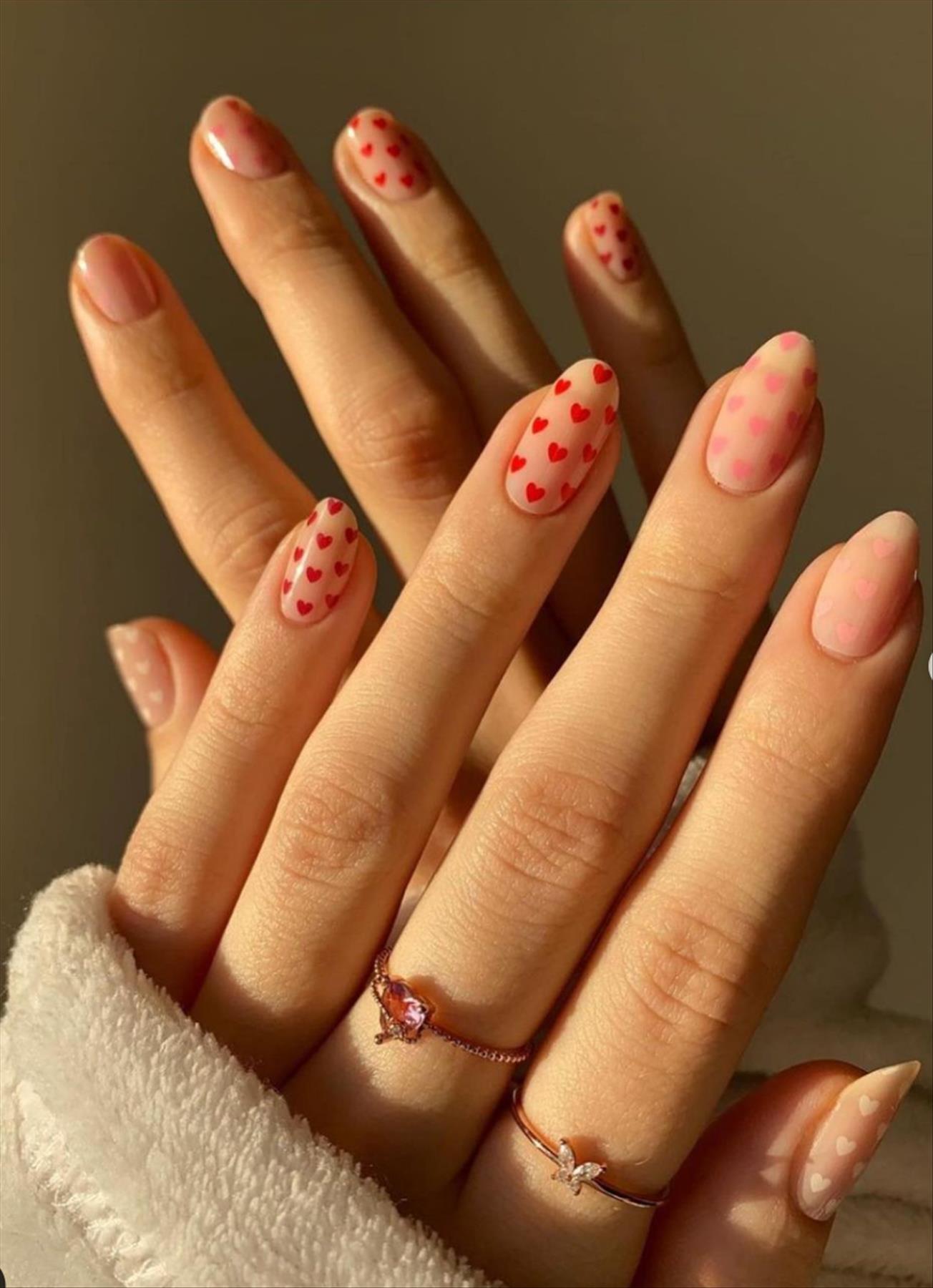 Top 31 heart nails for Valentine's Day nail designs 2023 inspiration