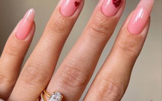 Top 31 heart nails for Valentine's Day nail designs 2023 inspiration