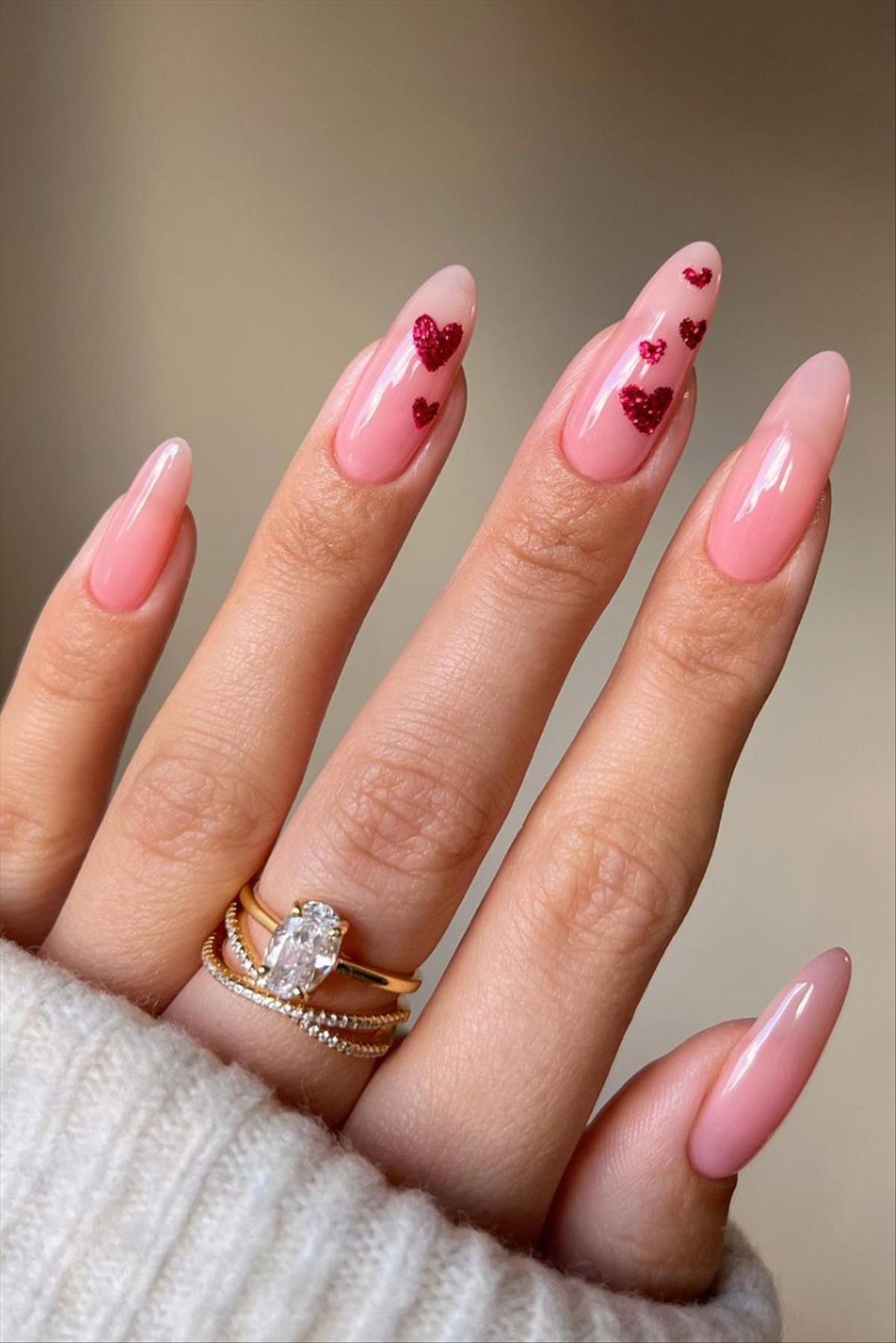 Top 31 heart nails for Valentine's Day nail designs 2023 inspiration