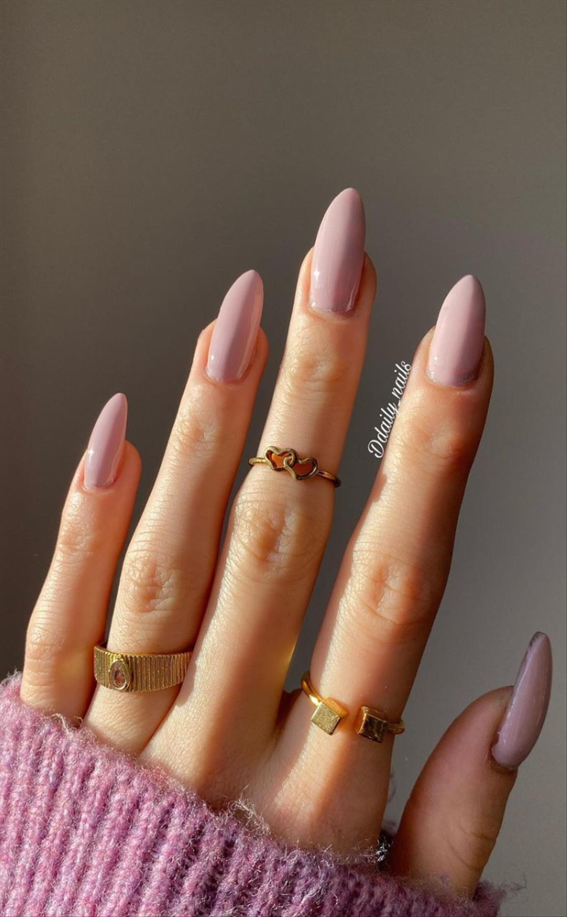 Elegant nude almond nails design for Spring mani 2023