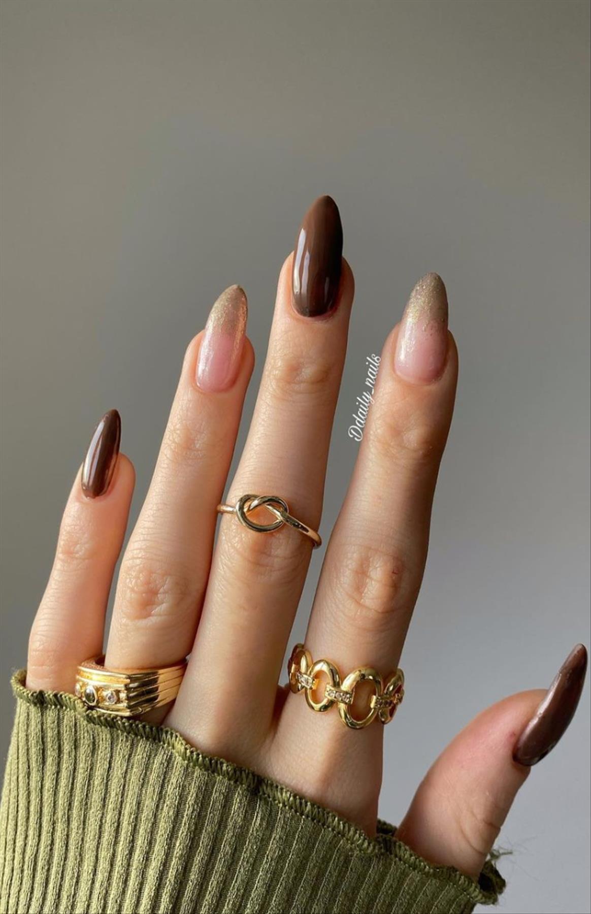 Elegant nude almond nails design for Spring mani 2023