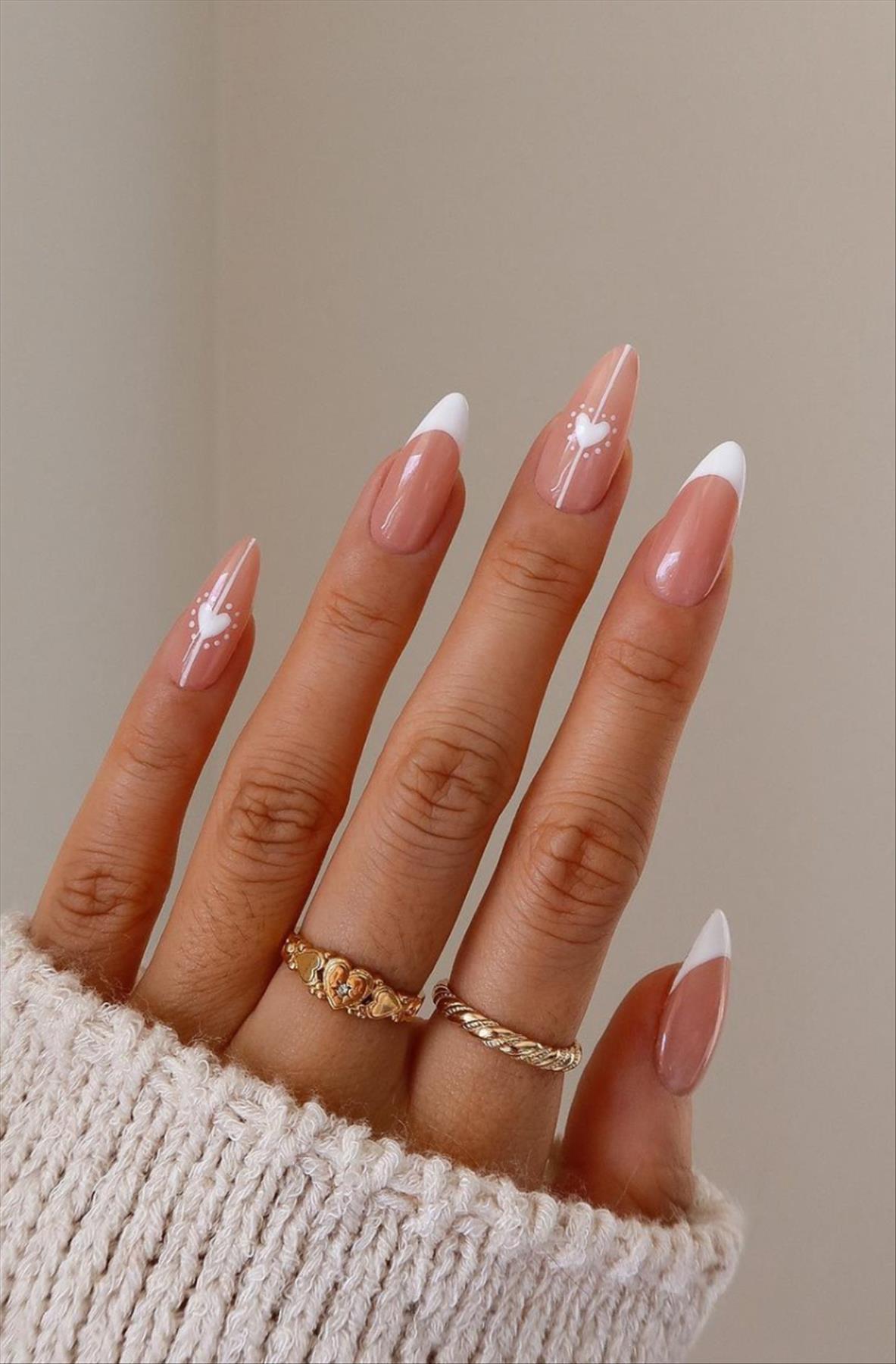 Elegant white Valentine's Day nail designs you'll love