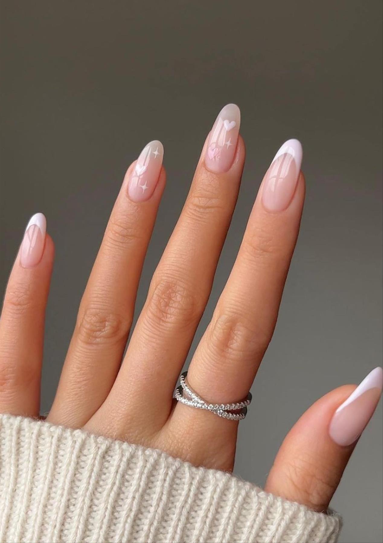 Elegant white Valentine's Day nail designs you'll love