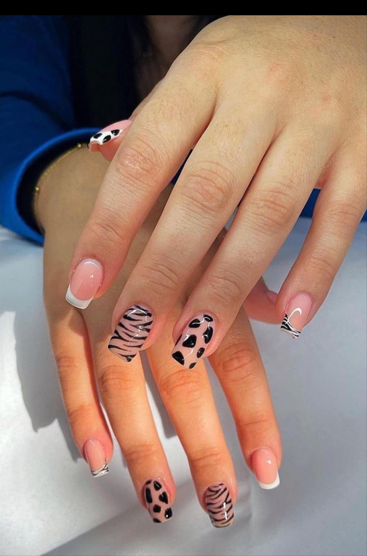 Elegant white Valentine's Day nail designs you'll love