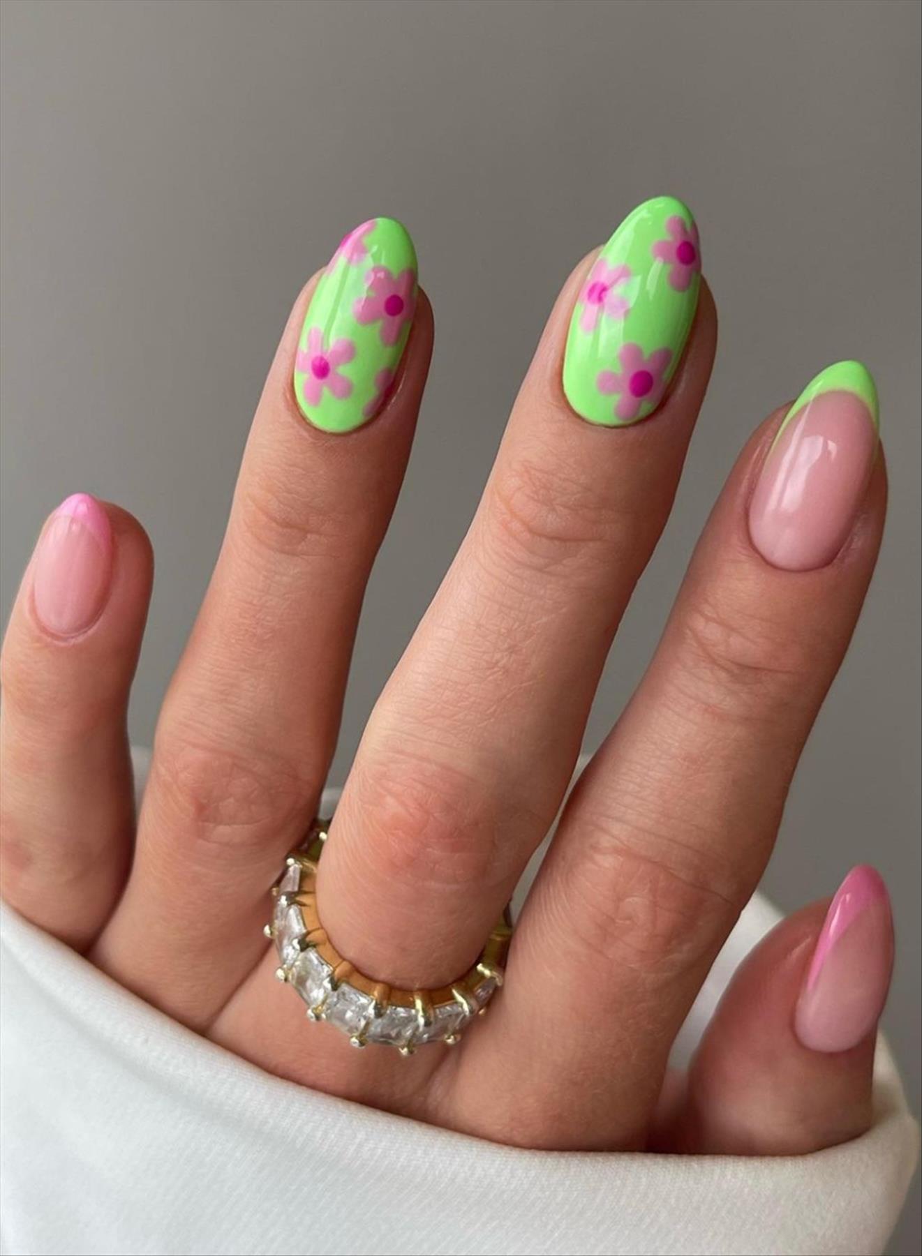 Beautiful Summer nails Trends 2023 to get inspired