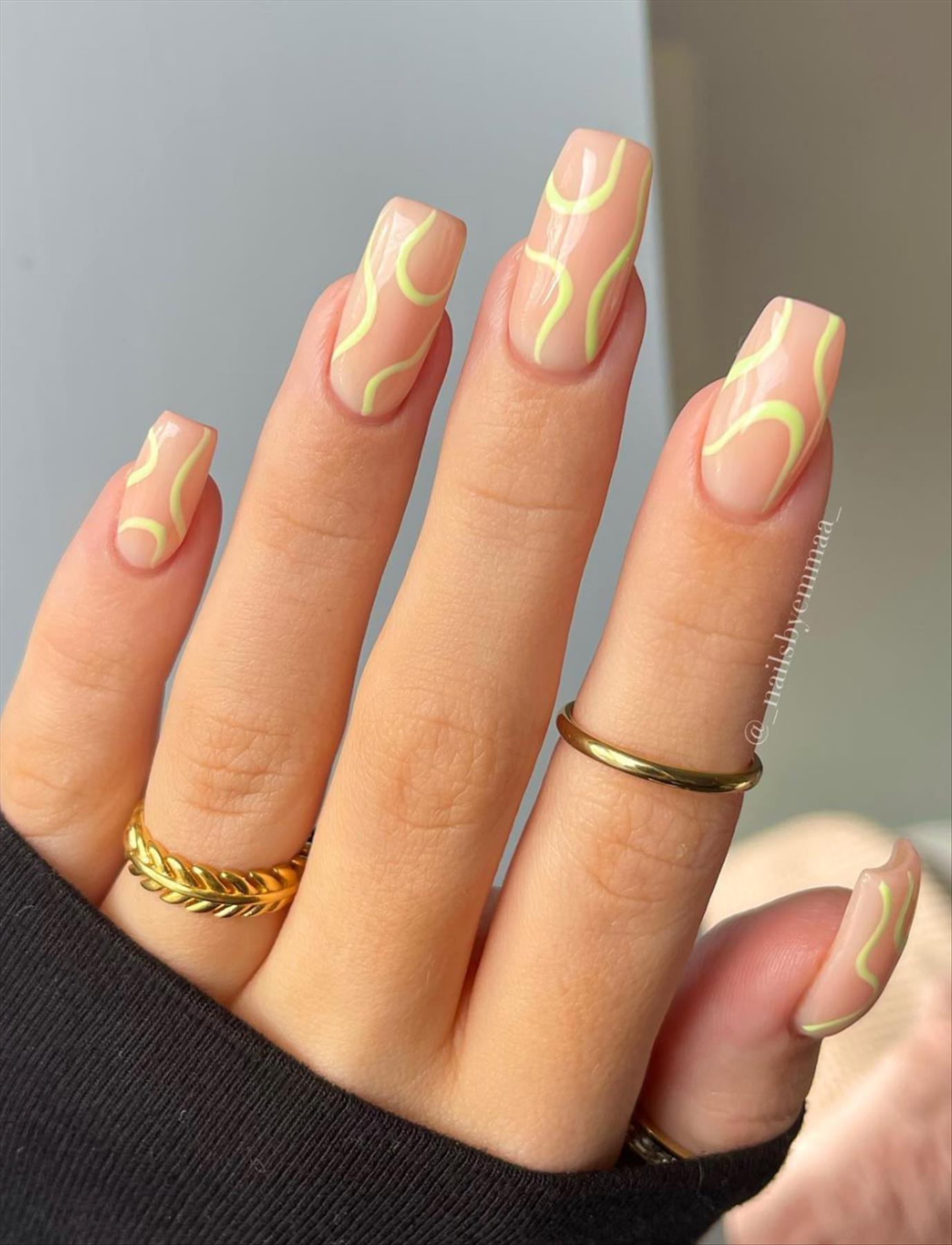 Beautiful Summer nails Trends 2023 to get inspired