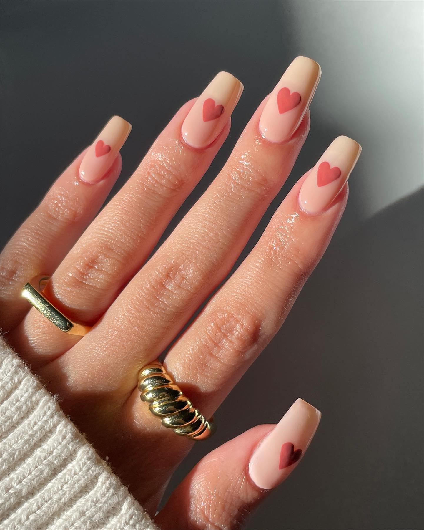 Cool Fall nail colors and designs for 2023