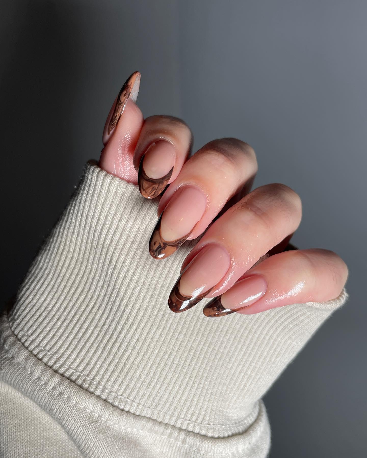 Cool Fall nail colors and designs for 2023