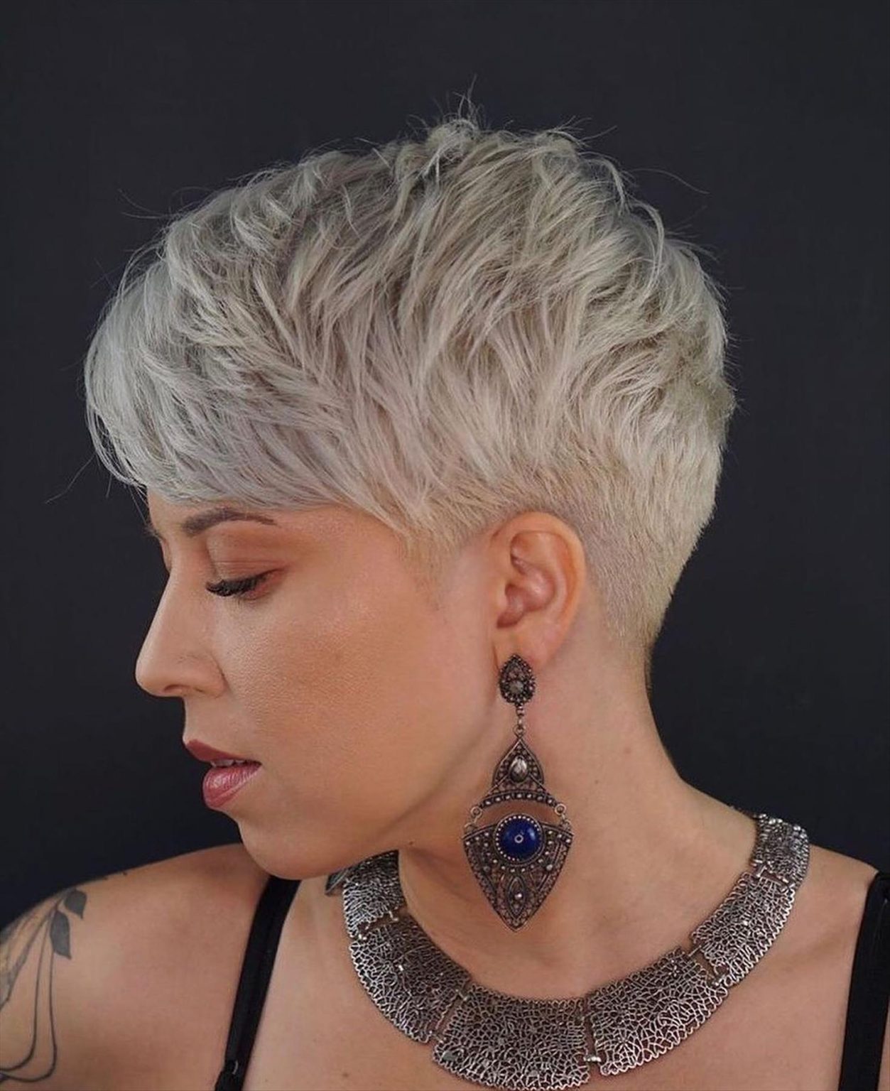 Two Tone Ash Blonde Pixie Cut 86