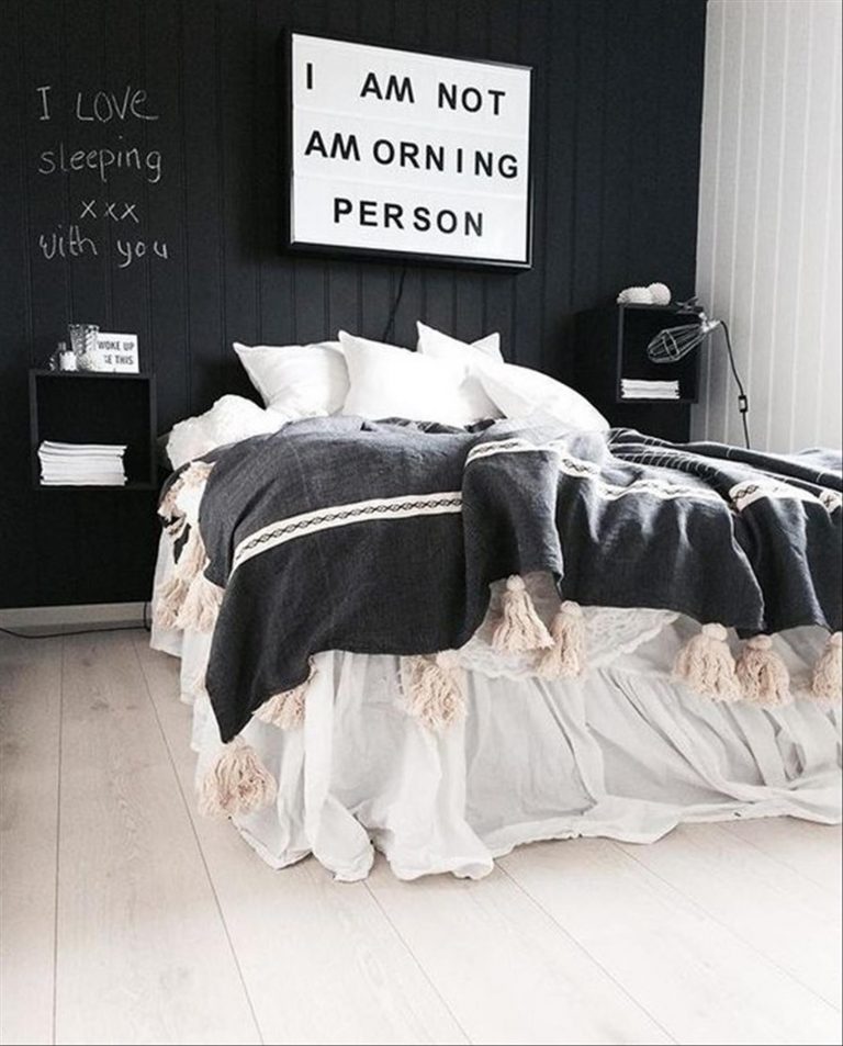 38 Cozy dark and moody bedroom decoration ideas to upgrade your house