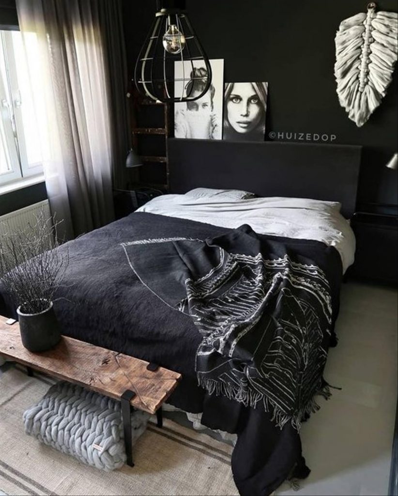 Cozy dark and moody bedroom decoration ideas