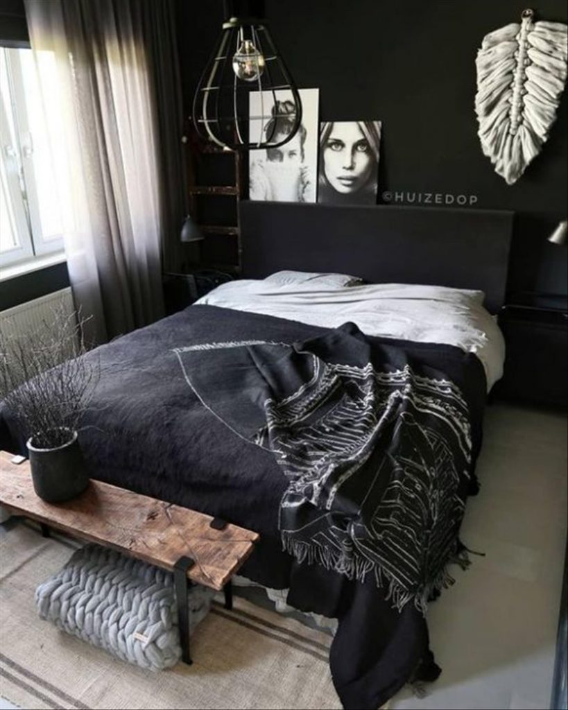 Cozy dark and moody bedroom decoration ideas