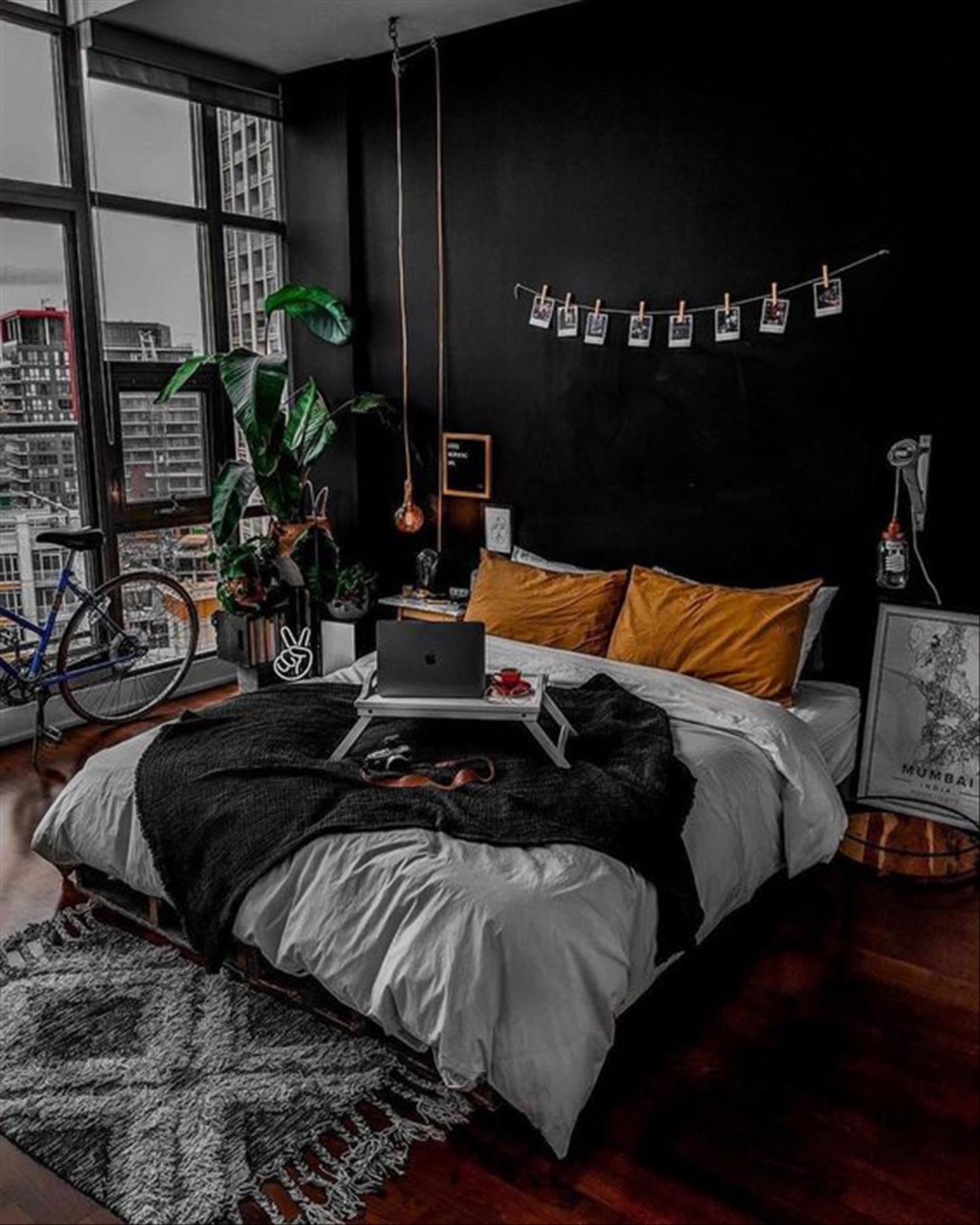 Cozy dark and moody bedroom decoration ideas