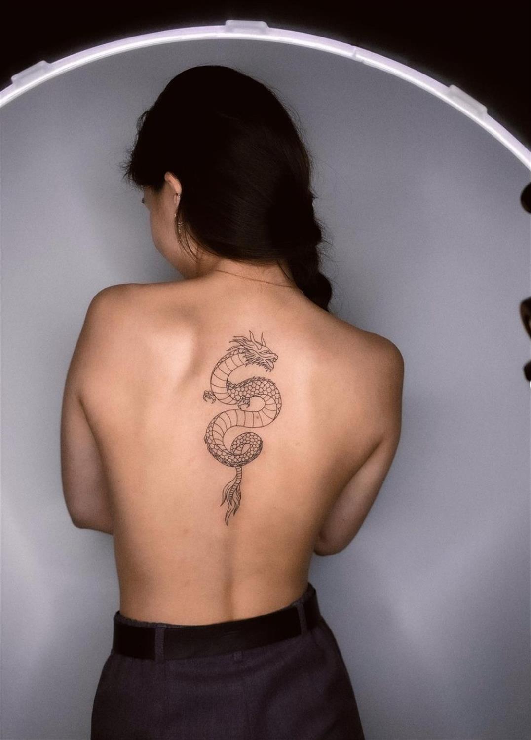 Unique and Charming Back Tattoo Designs for Women