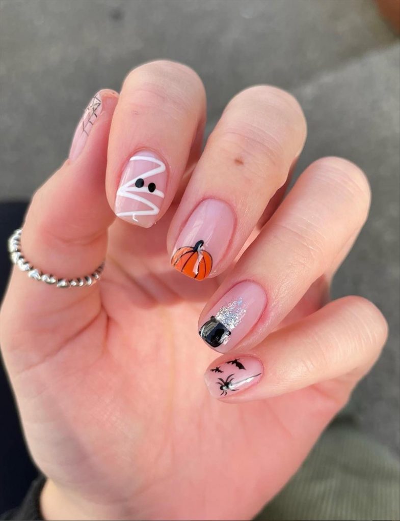 Unique Short Halloween Nails Design 2023 to try now