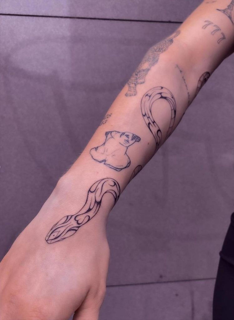 60 Stylish Women Tattoo Designs Inspiration in 2024 - Page 4 of 5 ...