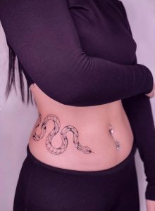 60 Stylish Women Tattoo Designs Inspiration In 2024 Page 3 Of 5   Stylish Women Tattoo Designs 47 220x300 