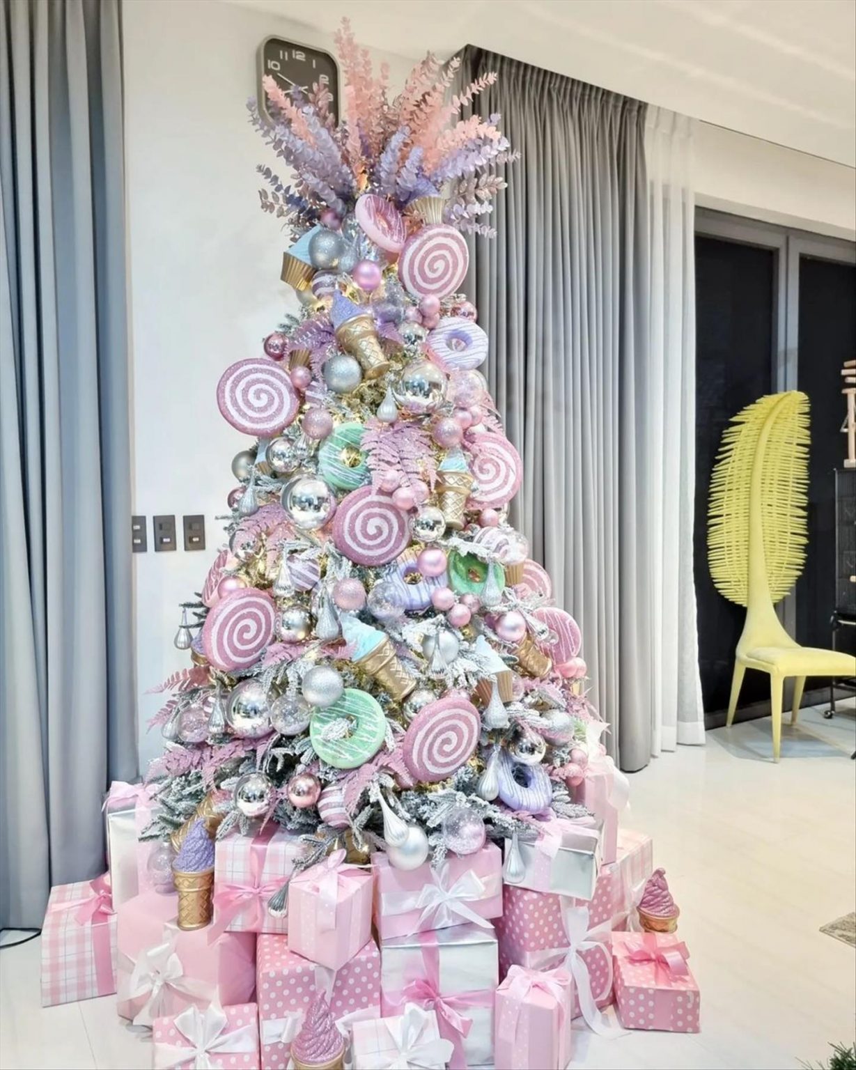 47 Stunning Christmas Tree Decor Ideas To Try Out For 2023