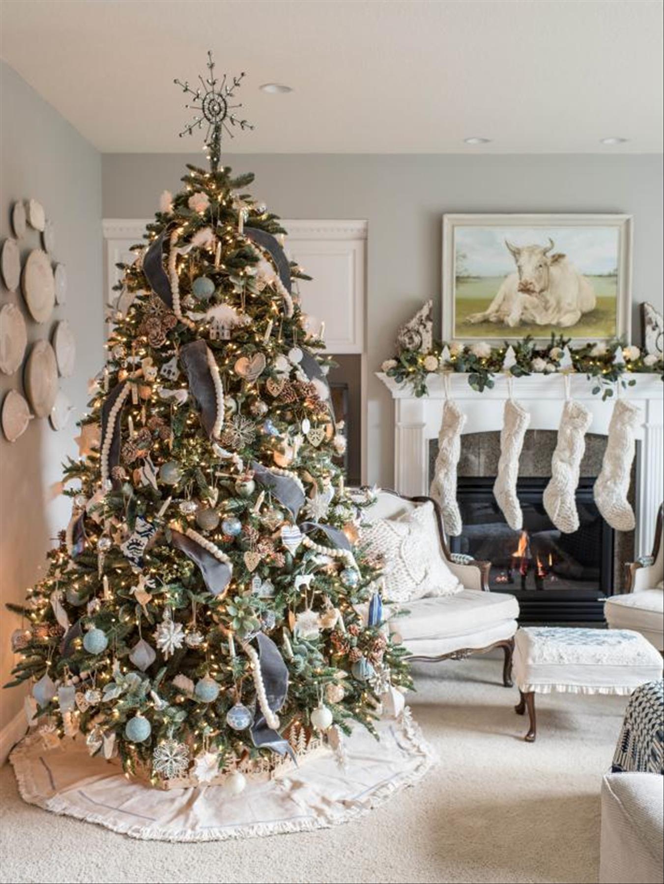 Stunning Christmas Tree Decor Ideas To Try Out For 2023