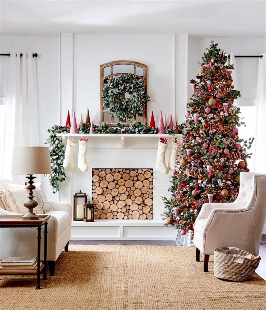 Stunning Christmas Tree Decor Ideas To Try Out For 2023