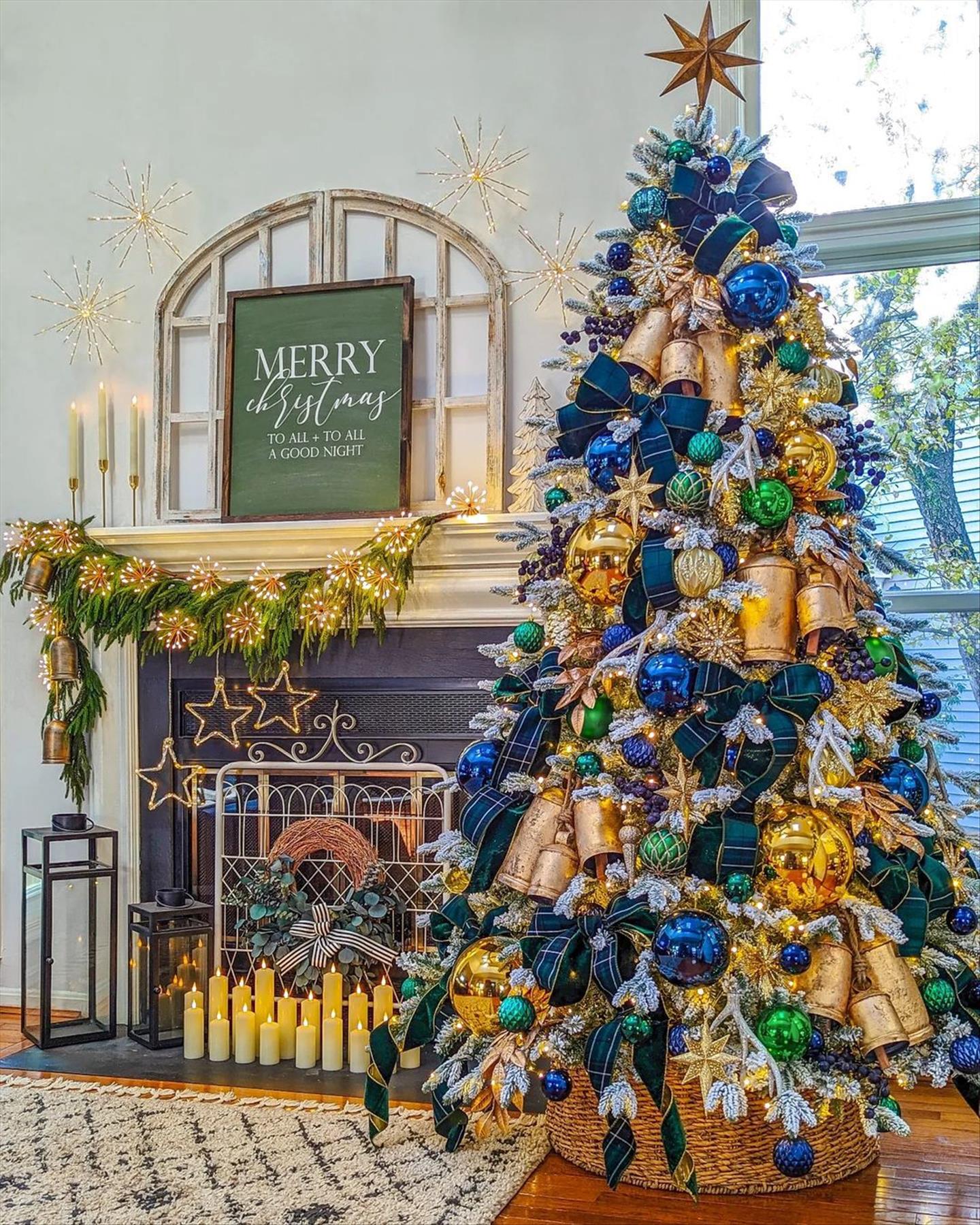 Stunning Christmas Tree Decor Ideas To Try Out For 2023