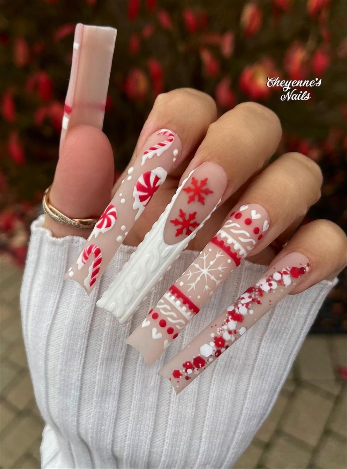 Trendy Winter Coffin Nail Designs & Colors in 2023