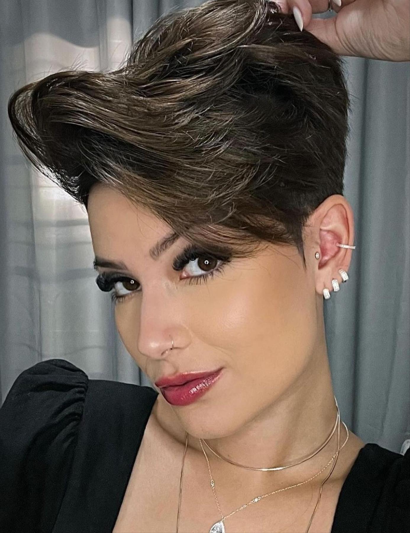 Best short pixie haircuts for thick hair in 2024