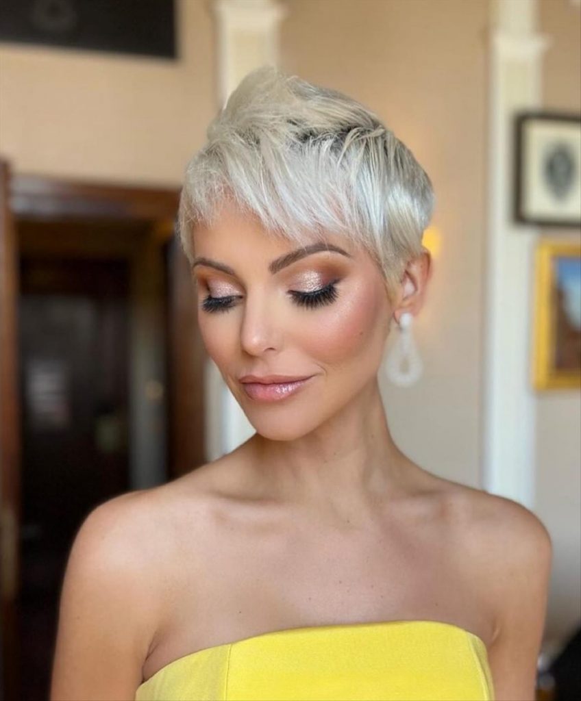 38 Chic And Cool Short Pixie Hairstyles Ideas For Women Mycozylive 38 Chic And Cool Short Pixie Hairstyles Ideas For Women Mycozylive