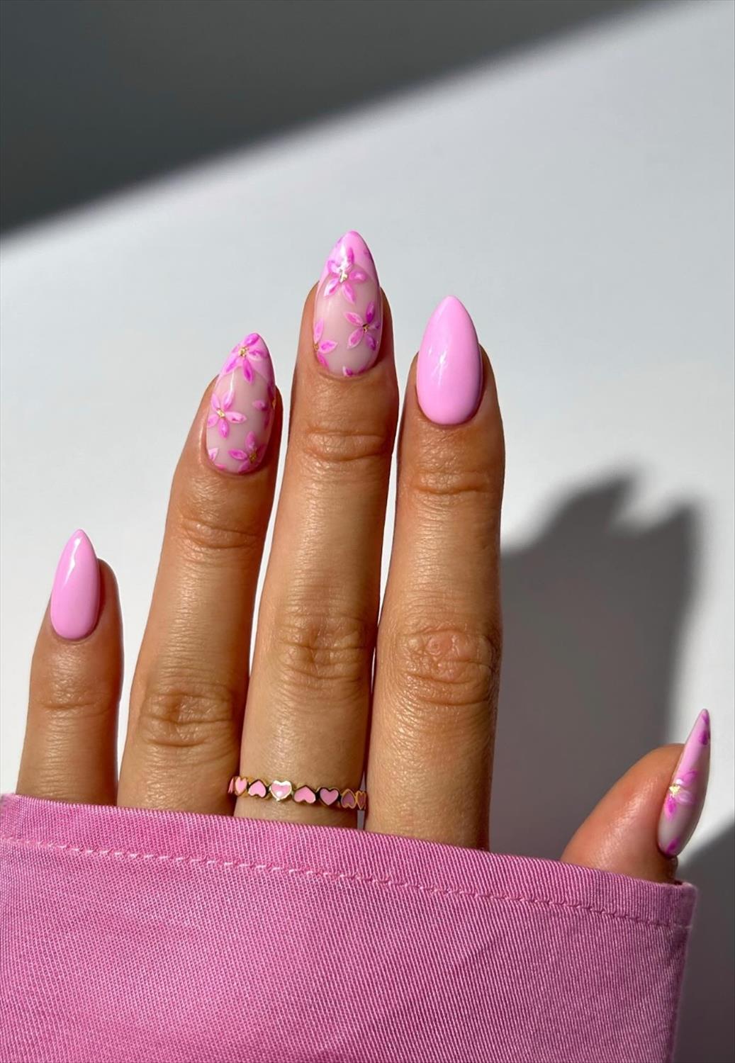 Trendy Spring Flower Nail Art for 2024