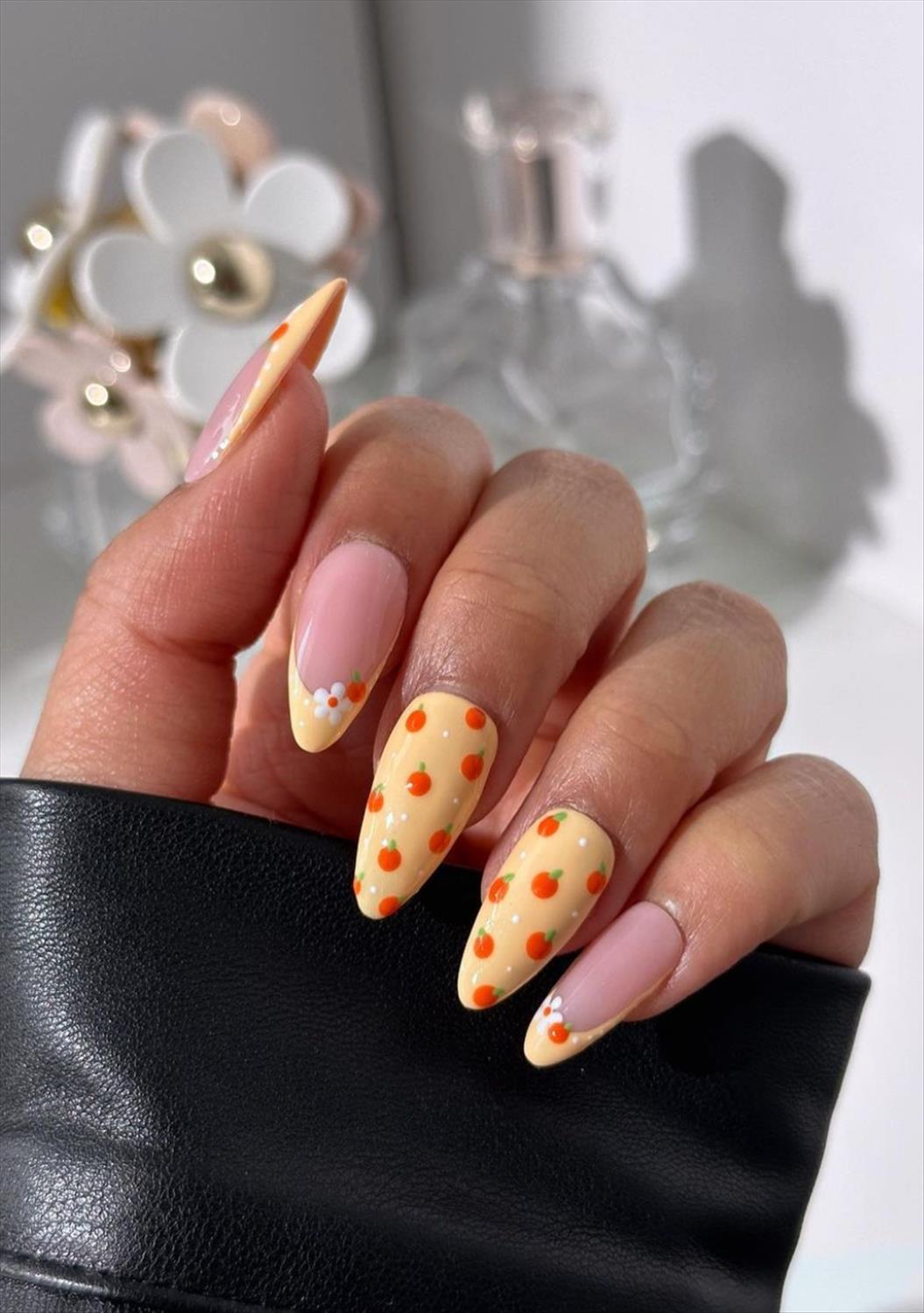 Trendy Spring Flower Nail Art for 2024