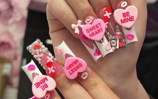 Perfect Long Valentine's Day nail Ideas to wear in 2025