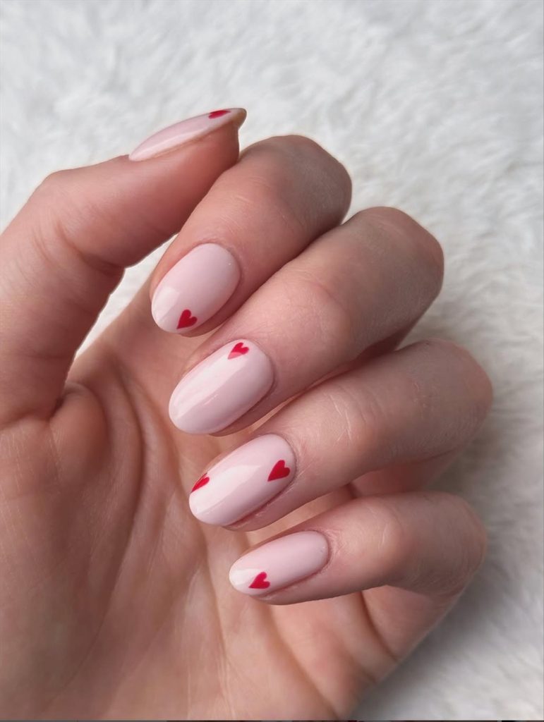 Pretty Short Valentine’s Day Nail Designs You’ll Love in 2025