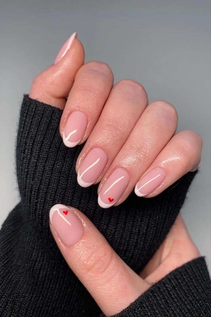 Pretty Short Valentine’s Day Nail Designs You’ll Love in 2025