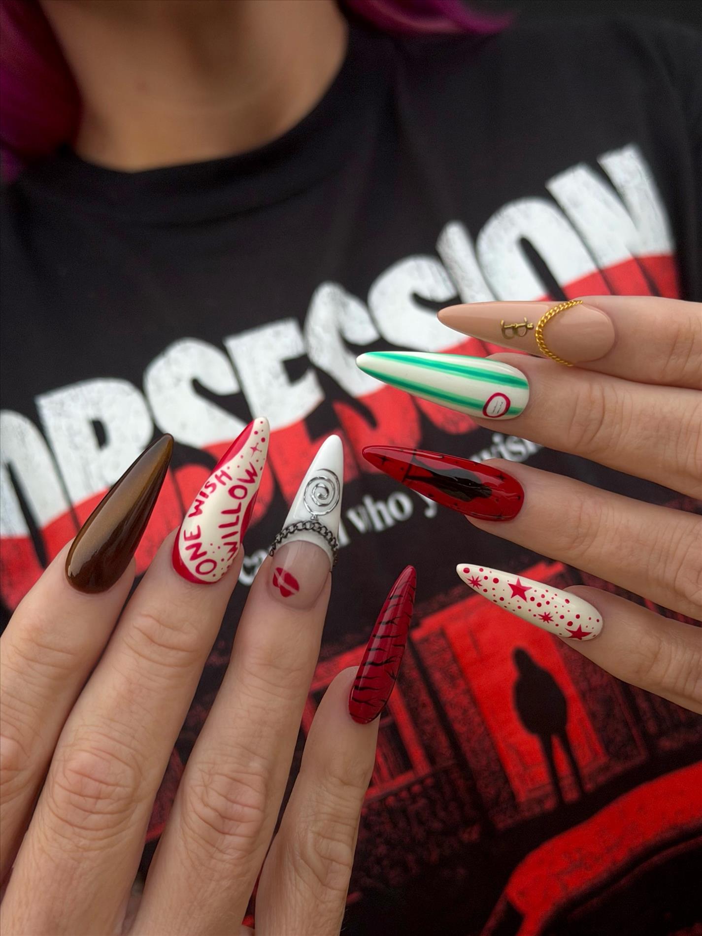 Spooky & Chic Halloween Nail Ideas You’ll Want to Try in 2026