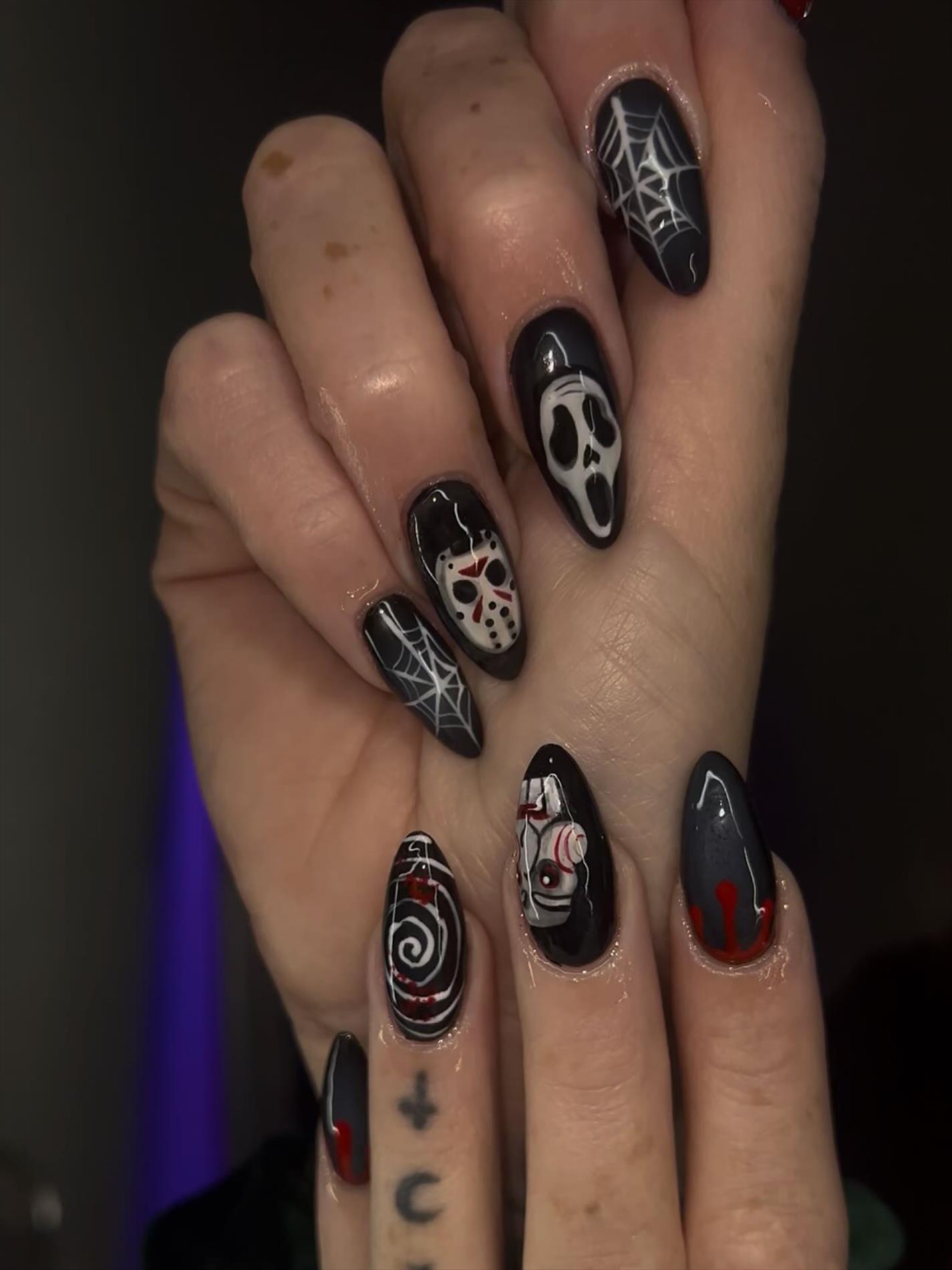 Spooky & Chic Halloween Nail Ideas You’ll Want to Try in 2026