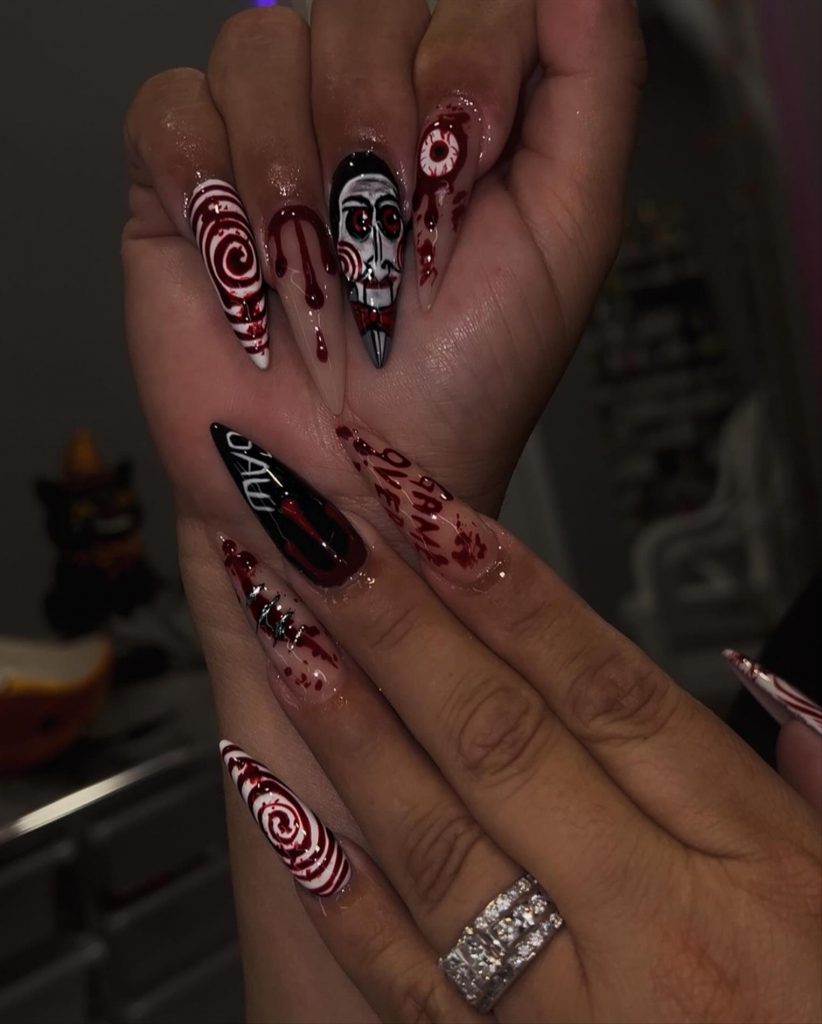 Spooky & Chic Halloween Nail Ideas You’ll Want to Try in 2026