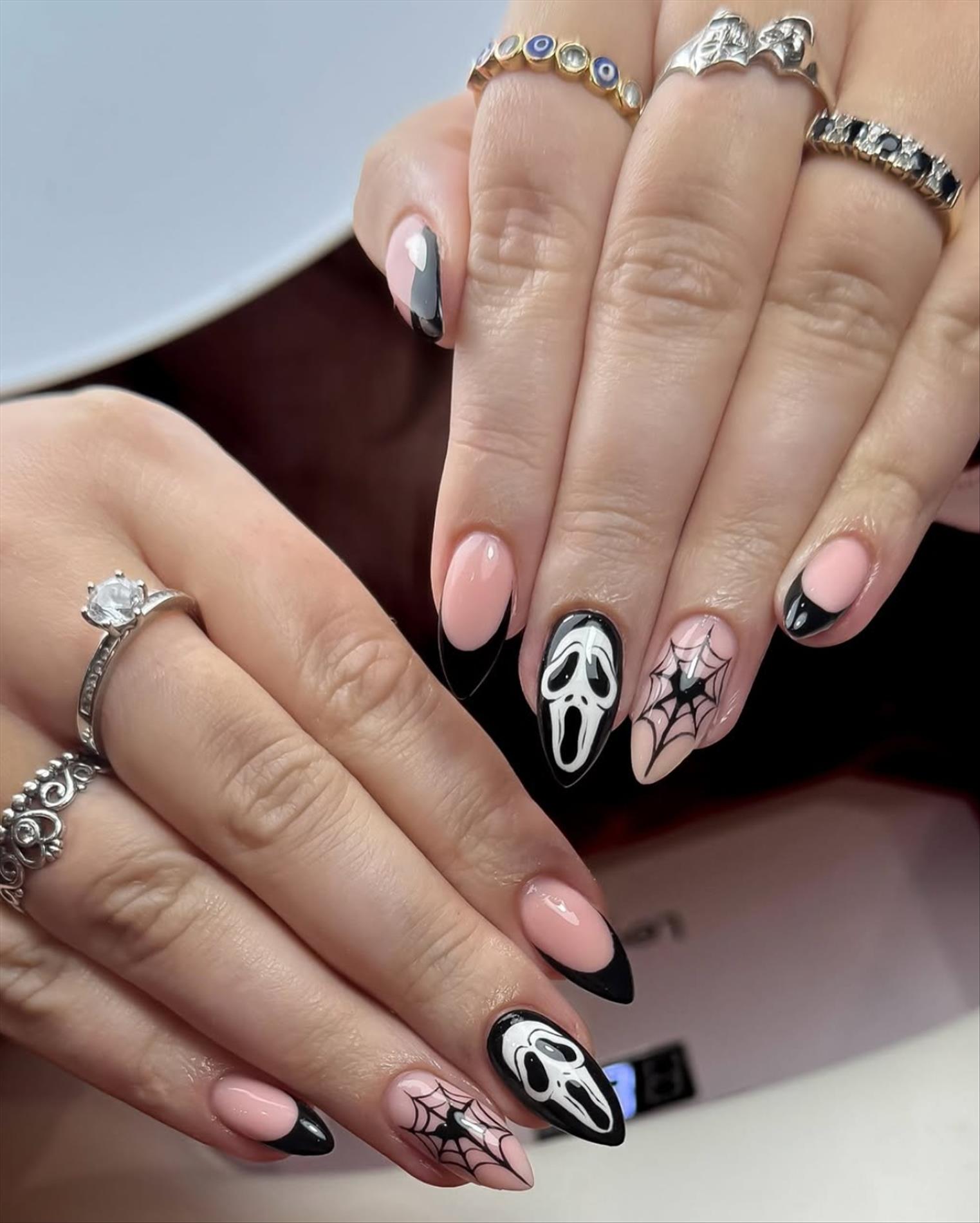 Spooky & Chic Halloween Nail Ideas You’ll Want to Try in 2026