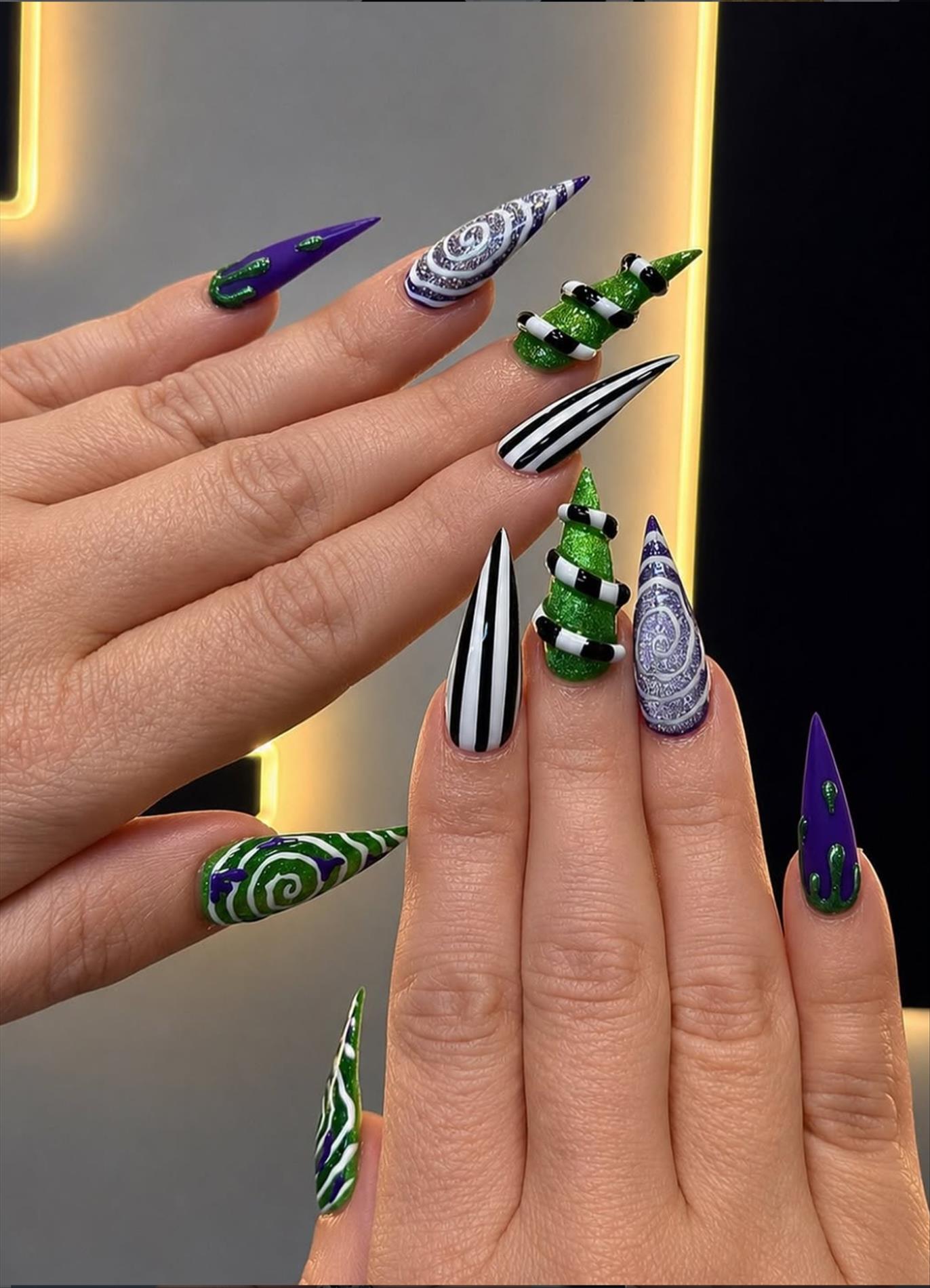 Spooky & Chic Halloween Nail Ideas You’ll Want to Try in 2026